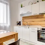 Apartment Kometa - 1bd With Balcony & Forest View By Flat Manager *